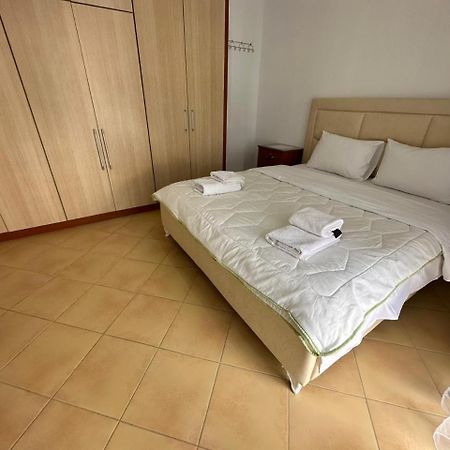 Taulant Apartamento Sarandë Exterior foto